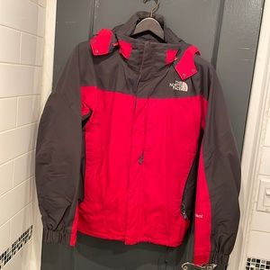 NORTH FACE Men’s Parka Size M plus GLOVES
